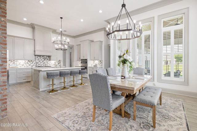 302 Greyford Drive, Lafayette, LA 70503