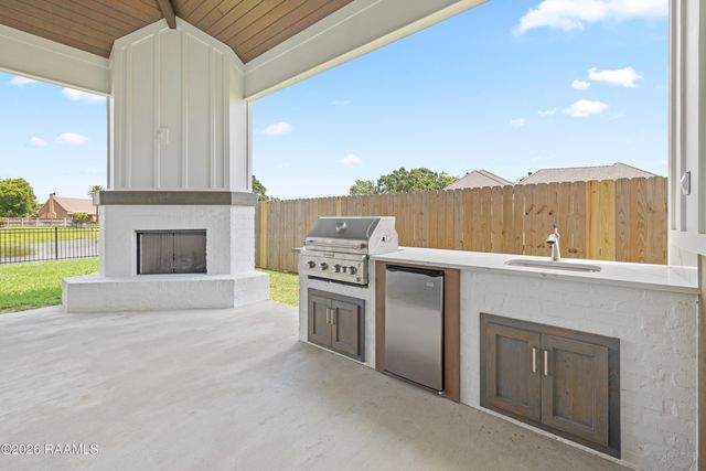 302 Greyford Drive, Lafayette, LA 70503
