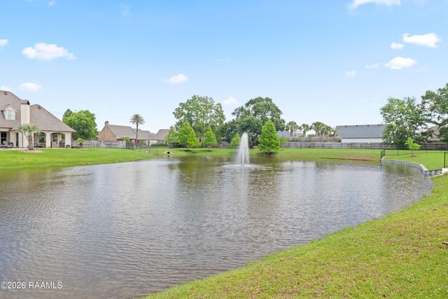 302 Greyford Drive, Lafayette, LA 70503