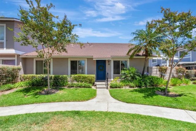 1723 N Willow Woods North D, Anaheim, CA 92807
