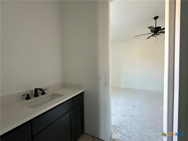 430 Dos Rios, Morgans Point Resort, TX 76513