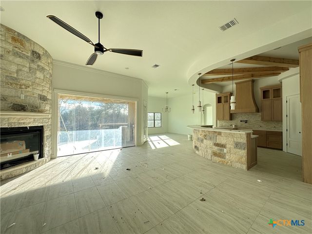 430 Dos Rios, Morgans Point Resort, TX 76513