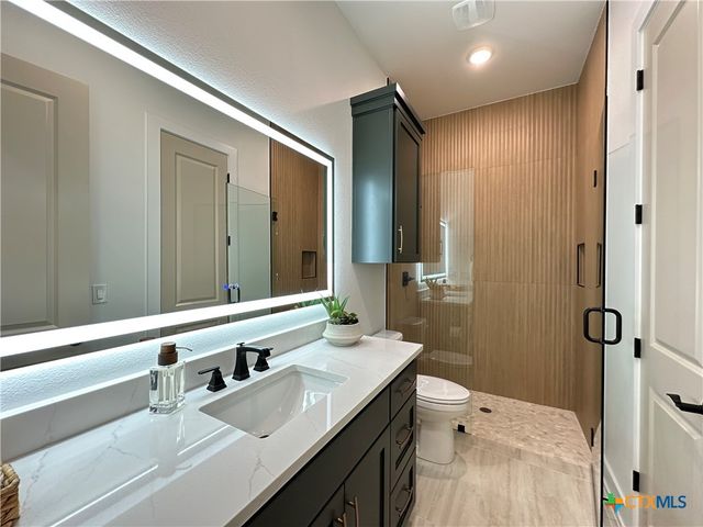 430 Dos Rios, Morgans Point Resort, TX 76513