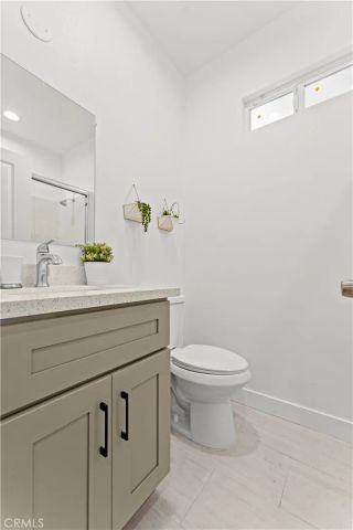 308 S Laurel Street, Santa Ana, CA 92704