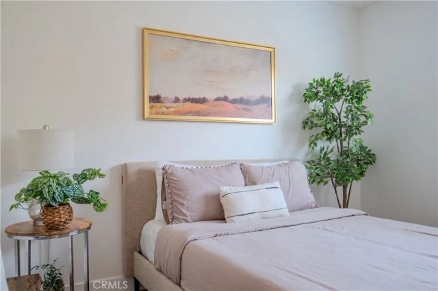 308 S Laurel Street, Santa Ana, CA 92704