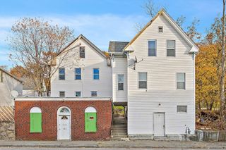 52 & 52.5 Wall St, Worcester, MA 01604