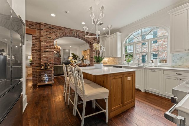 7665 Richards Dr, Baton Rouge, LA 70809