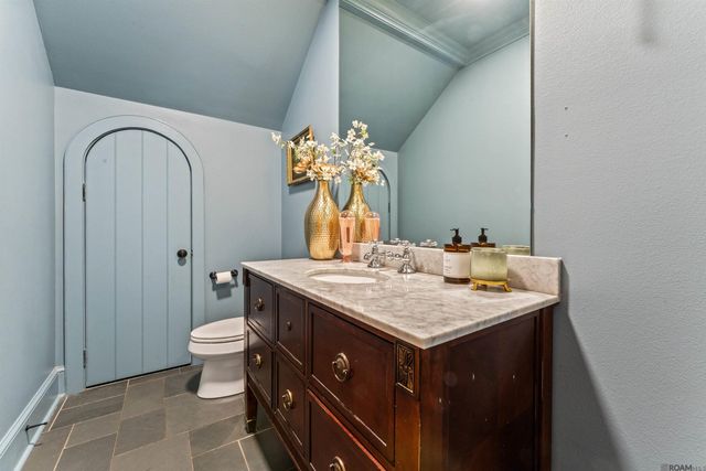 7665 Richards Dr, Baton Rouge, LA 70809