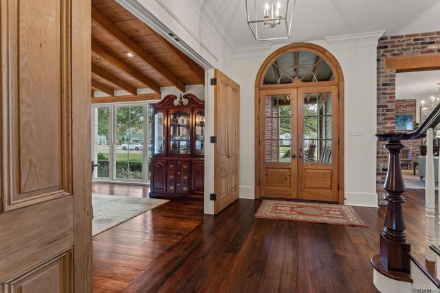 7665 Richards Dr, Baton Rouge, LA 70809