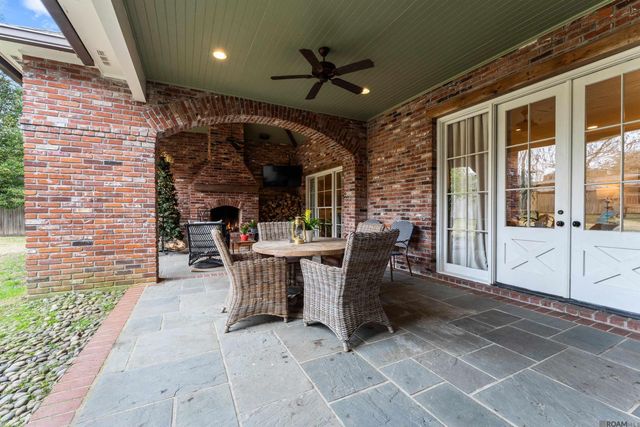 7665 Richards Dr, Baton Rouge, LA 70809