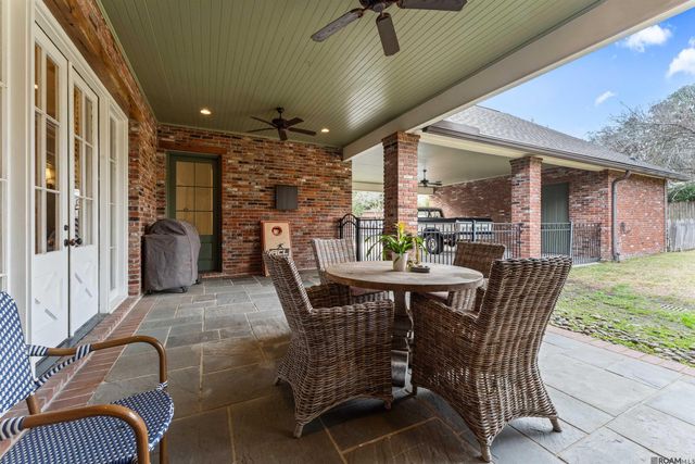 7665 Richards Dr, Baton Rouge, LA 70809