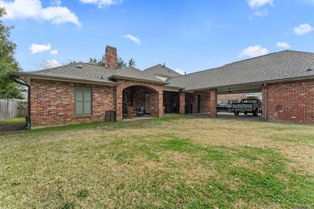 7665 Richards Dr, Baton Rouge, LA 70809