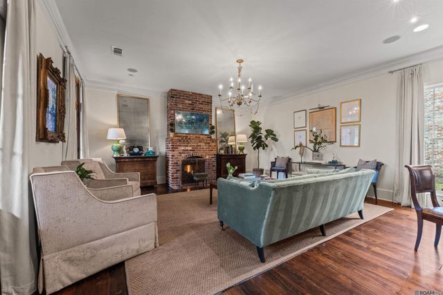 7665 Richards Dr, Baton Rouge, LA 70809