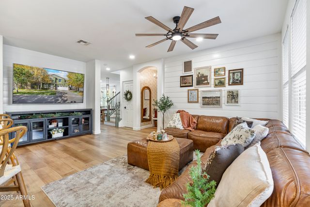 3350 E MORRISON RANCH Parkway, Gilbert, AZ 85296