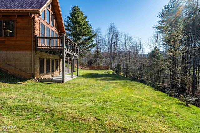 277 Arrowhead Trail, Mountain City, TN 37683