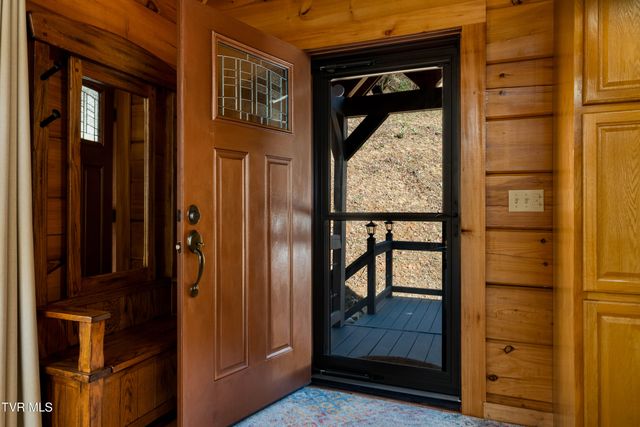 277 Arrowhead Trail, Mountain City, TN 37683