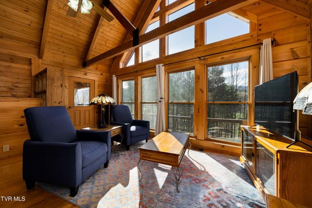 277 Arrowhead Trail, Mountain City, TN 37683