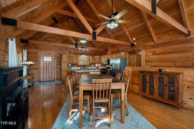 277 Arrowhead Trail, Mountain City, TN 37683