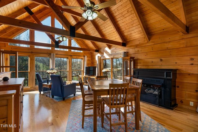 277 Arrowhead Trail, Mountain City, TN 37683