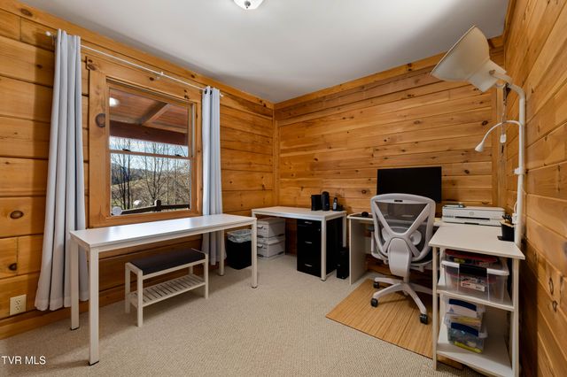 277 Arrowhead Trail, Mountain City, TN 37683