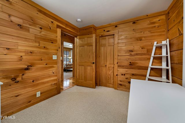 277 Arrowhead Trail, Mountain City, TN 37683