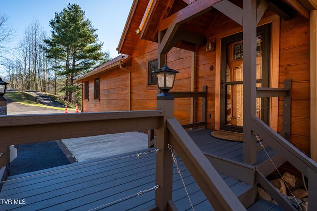 277 Arrowhead Trail, Mountain City, TN 37683