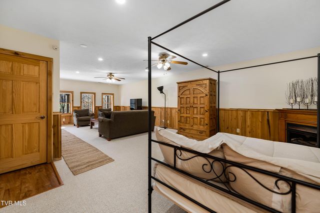 277 Arrowhead Trail, Mountain City, TN 37683