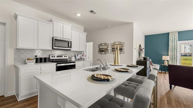 11933 Aukerman Way, Hampton, GA 30228
