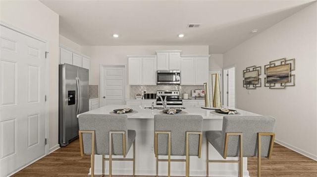 11933 Aukerman Way, Hampton, GA 30228