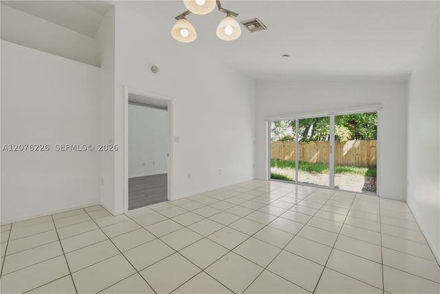 15969 SW 2nd St, Sunrise, FL 33326