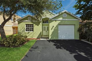 15969 SW 2nd St, Sunrise, FL 33326