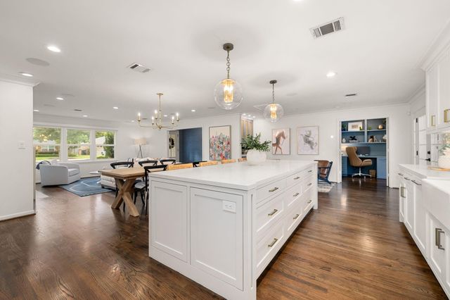 8733 Banzer Street, Houston, TX 77055