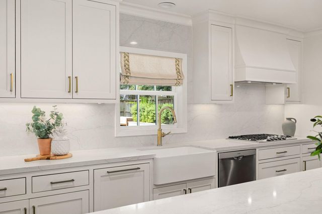 8733 Banzer Street, Houston, TX 77055
