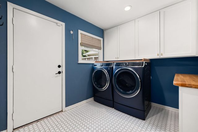 8733 Banzer Street, Houston, TX 77055
