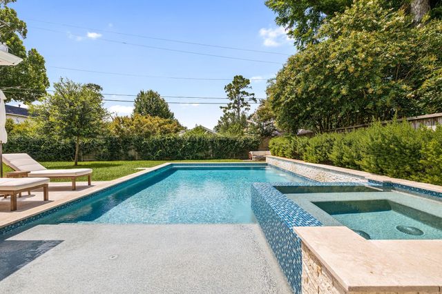 8733 Banzer Street, Houston, TX 77055