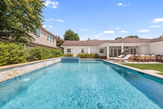 8733 Banzer Street, Houston, TX 77055
