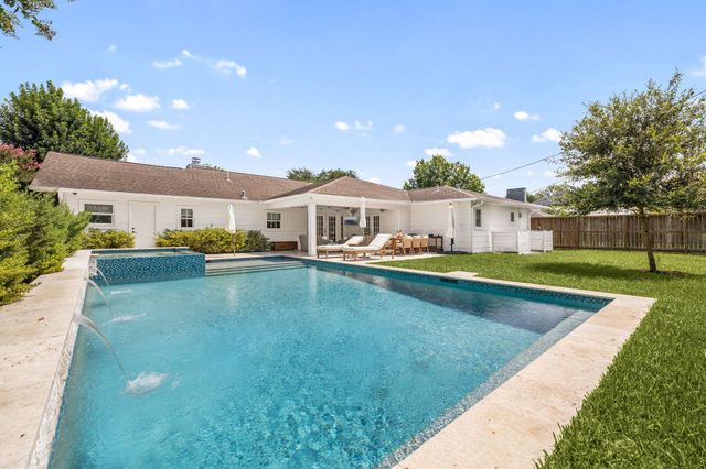 8733 Banzer Street, Houston, TX 77055
