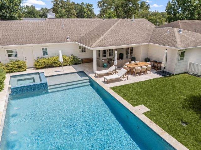 8733 Banzer Street, Houston, TX 77055