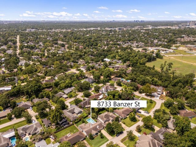 8733 Banzer Street, Houston, TX 77055