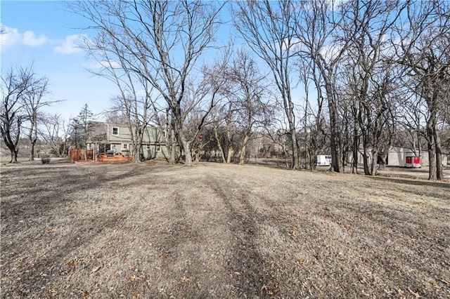 307 E Gore Road, Raymore, MO 64083