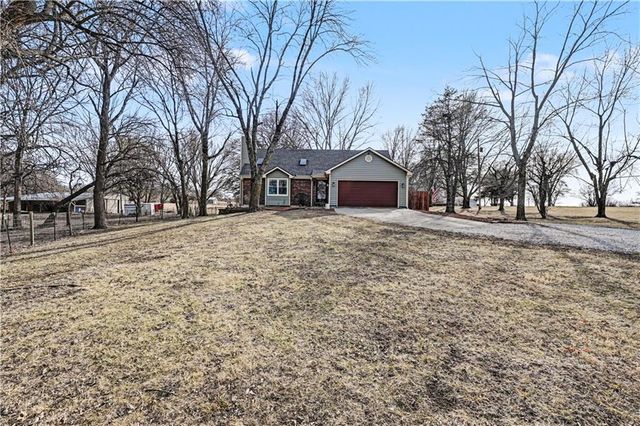 307 E Gore Road, Raymore, MO 64083