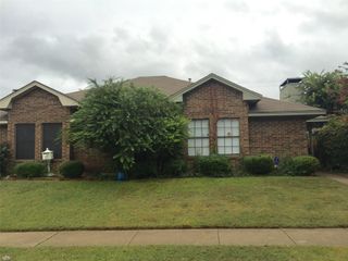 311 Bryant Lane, Cedar Hill, TX 75104