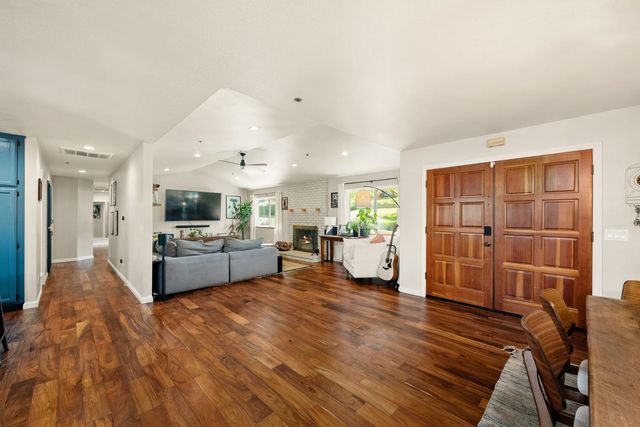 280 Hidden Creek Dr, Auburn, CA 95603