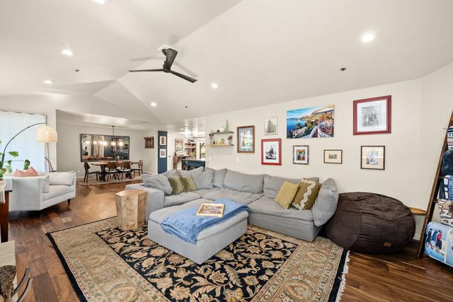 280 Hidden Creek Dr, Auburn, CA 95603