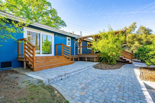 280 Hidden Creek Dr, Auburn, CA 95603