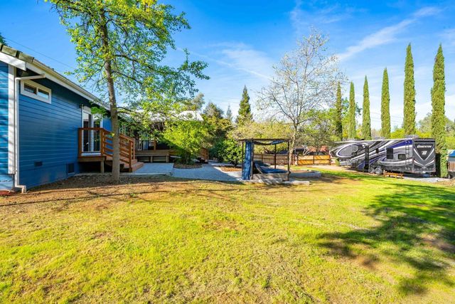 280 Hidden Creek Dr, Auburn, CA 95603