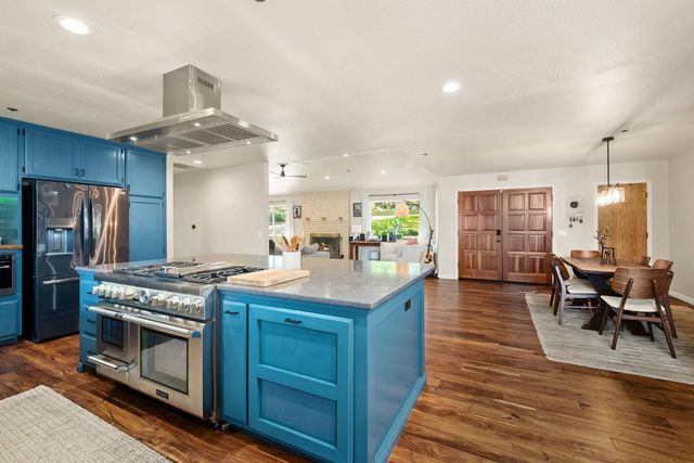 280 Hidden Creek Dr, Auburn, CA 95603