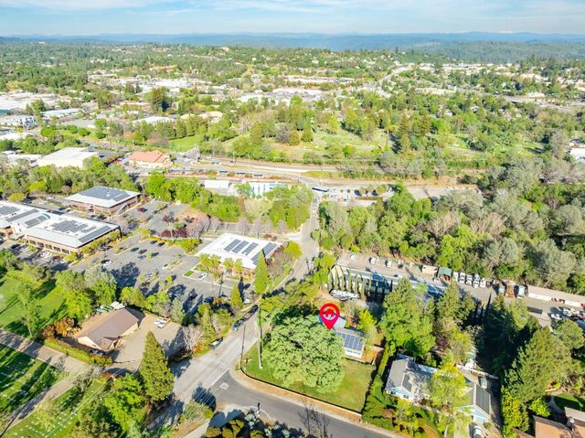 280 Hidden Creek Dr, Auburn, CA 95603