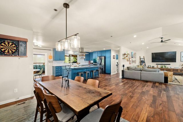 280 Hidden Creek Dr, Auburn, CA 95603