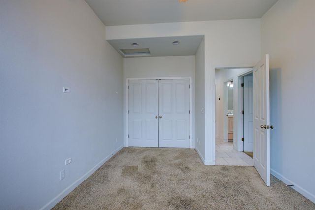 2250 Castleview Dr, Turlock, CA 95382